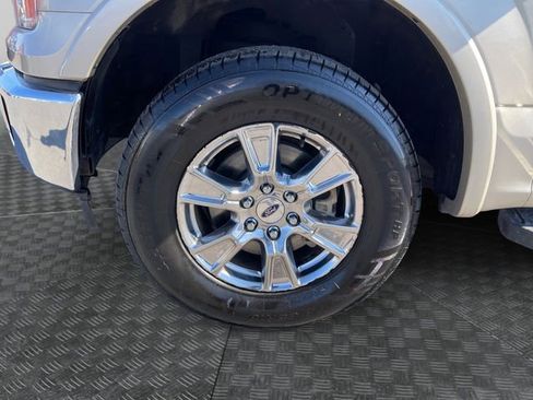 Used 2017 Ford F150 Lariat image 31