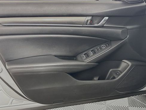 Used 2019 Honda Accord Sport image 24