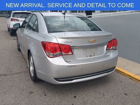 Used 2011 Chevrolet Cruze LT w/ RS Package FWD image 4