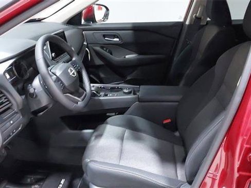 Used 2026 Nissan Rogue SV w/ Cold Weather Package AWD/4WD image 20