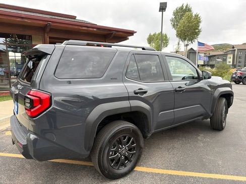 Used 2026 Toyota 4Runner SR5 AWD/4WD image 9