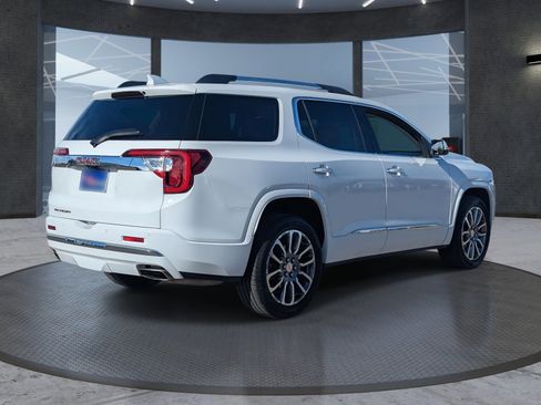 Used 2021 GMC Acadia Denali w/ Denali Technology Package image 6