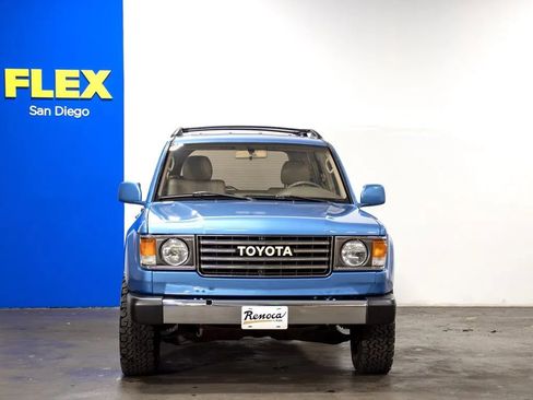 Used 2000 Toyota Land Cruiser AWD/4WD image 9
