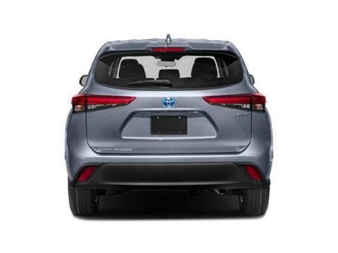 Used 2021 Toyota Highlander XLE AWD/4WD image 5