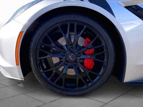 Used 2016 Chevrolet Corvette 1LT image 9