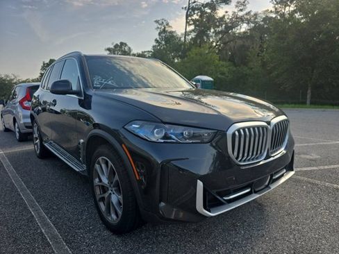 Used 2024 BMW X5 xDrive50e AWD/4WD image 1