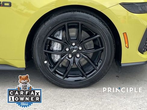 Used 2025 Ford Mustang GT Premium RWD image 4