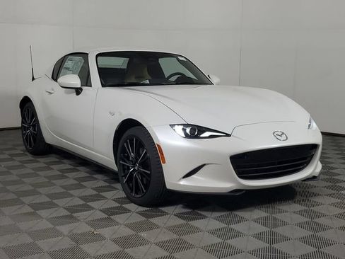 New 2026 MAZDA MX-5 Miata RF Grand Touring RWD image 3