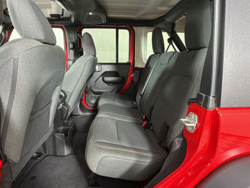 Used 2025 Jeep Wrangler Unlimited Sport AWD/4WD image 22