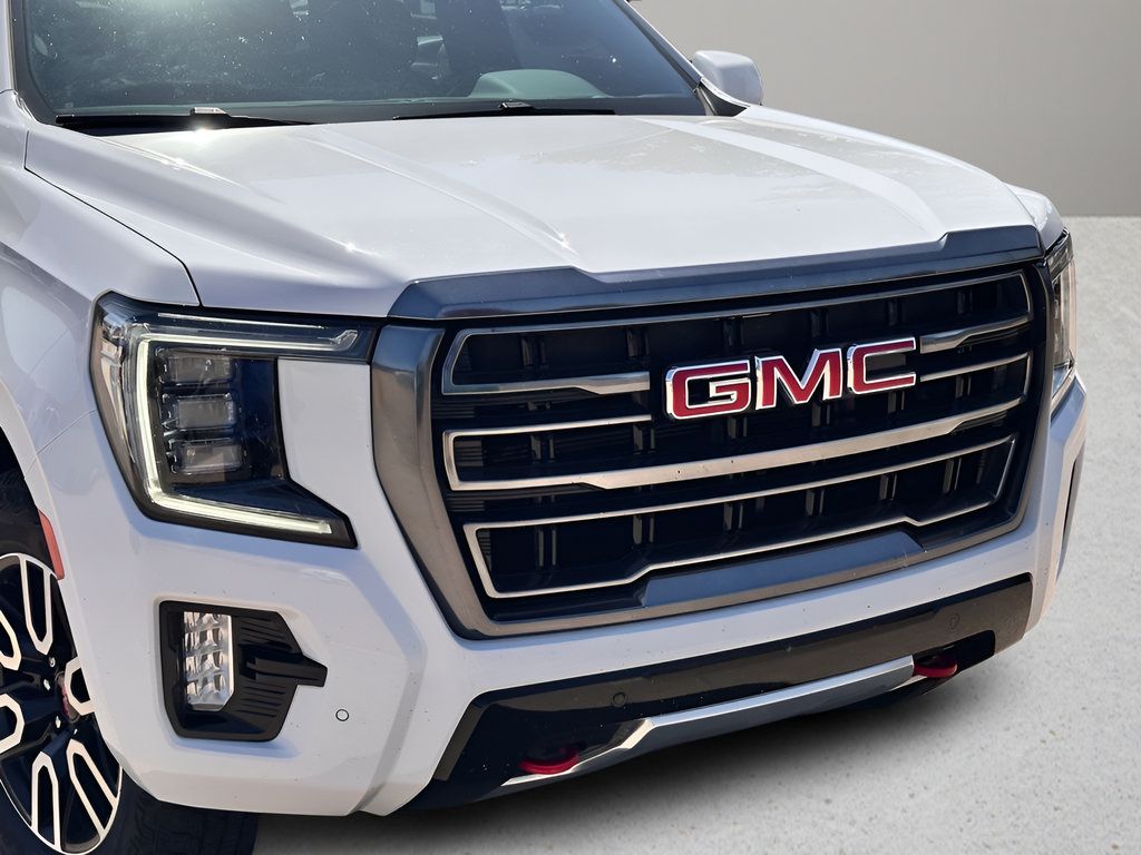 Used 2023 GMC Yukon AT4 AWD/4WD image 5