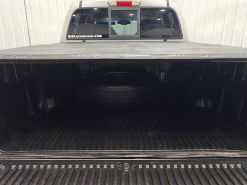 Used 2012 Chevrolet Colorado LT AWD/4WD image 14