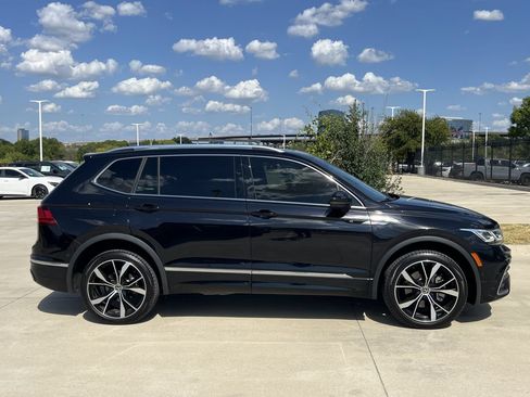 Used 2024 Volkswagen Tiguan SEL R-Line AWD/4WD image 3