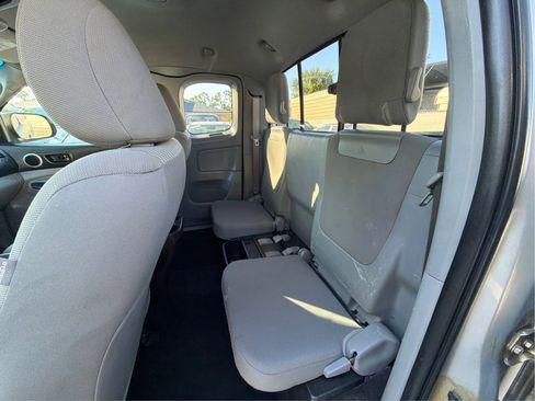 Used 2014 Toyota Tacoma 4x4 Access Cab V6 image 13