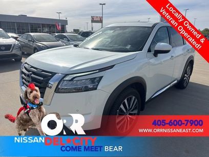 Used 2022 Nissan Pathfinder Platinum w/ Cargo Package