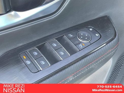New 2026 Nissan Kicks SR w/ SR Premium Package FWD image 13