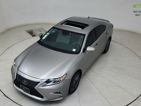 Used 2018 Lexus ES 350 w/ Premier Package FWD image 74