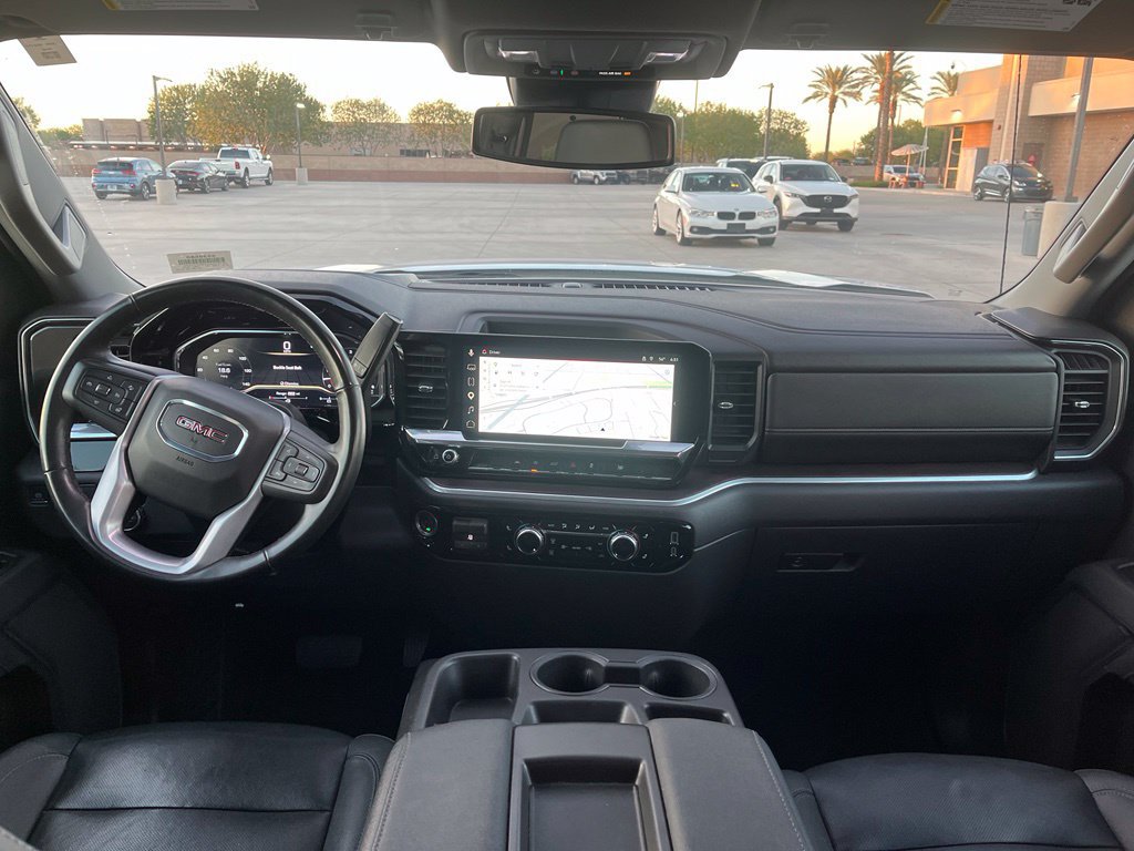 Used 2025 GMC Sierra 1500 SLT RWD image 15