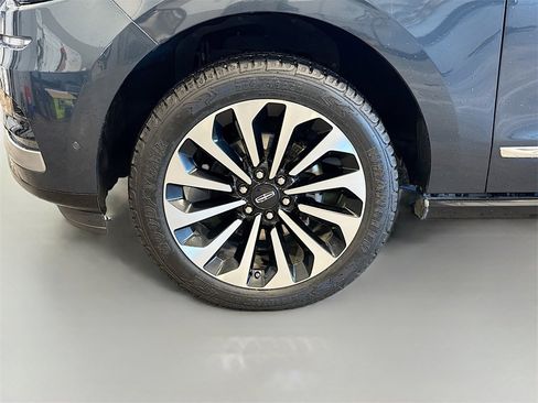 Used 2022 Lincoln Navigator Reserve image 24