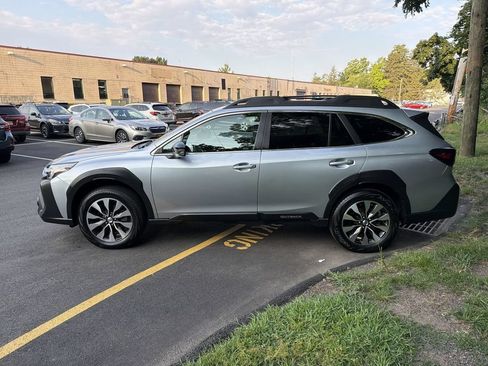 Certified 2023 Subaru Outback Limited AWD/4WD image 5