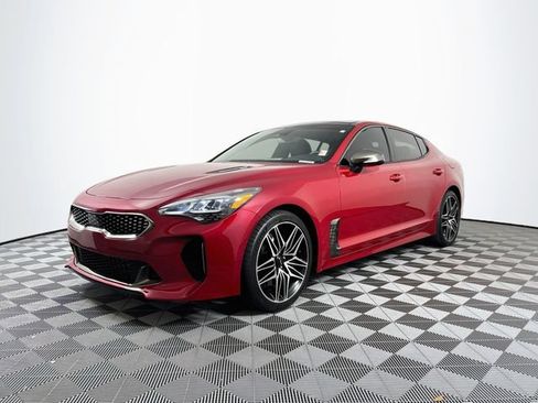 Used 2022 Kia Stinger GT1 RWD image 2