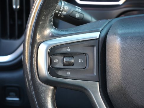 Used 2022 Chevrolet Silverado 2500 LTZ w/ LTZ Convenience Package image 19