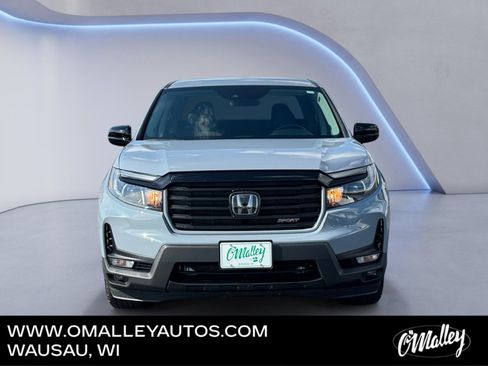 Used 2023 Honda Ridgeline Sport image 8