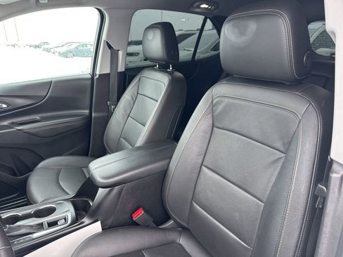 Used 2021 Chevrolet Equinox Premier w/ Redline Edition image 13