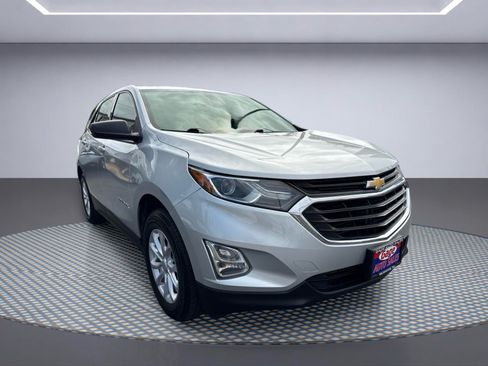 Used 2018 Chevrolet Equinox LS AWD/4WD image 7