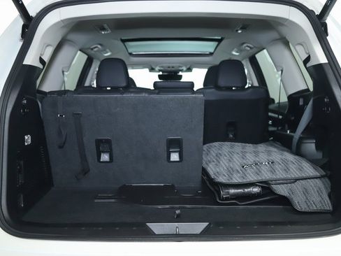 Certified 2023 Subaru Ascent Limited w/ Technology Package image 31