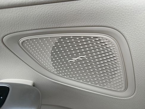 Certified 2025 Mercedes-Benz C 300 4MATIC Sedan image 24