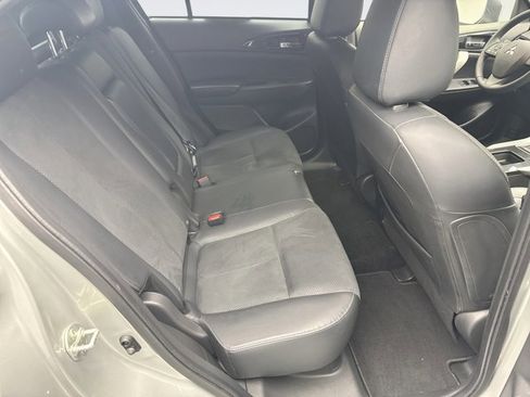 Used 2023 Mitsubishi Eclipse Cross SE image 19