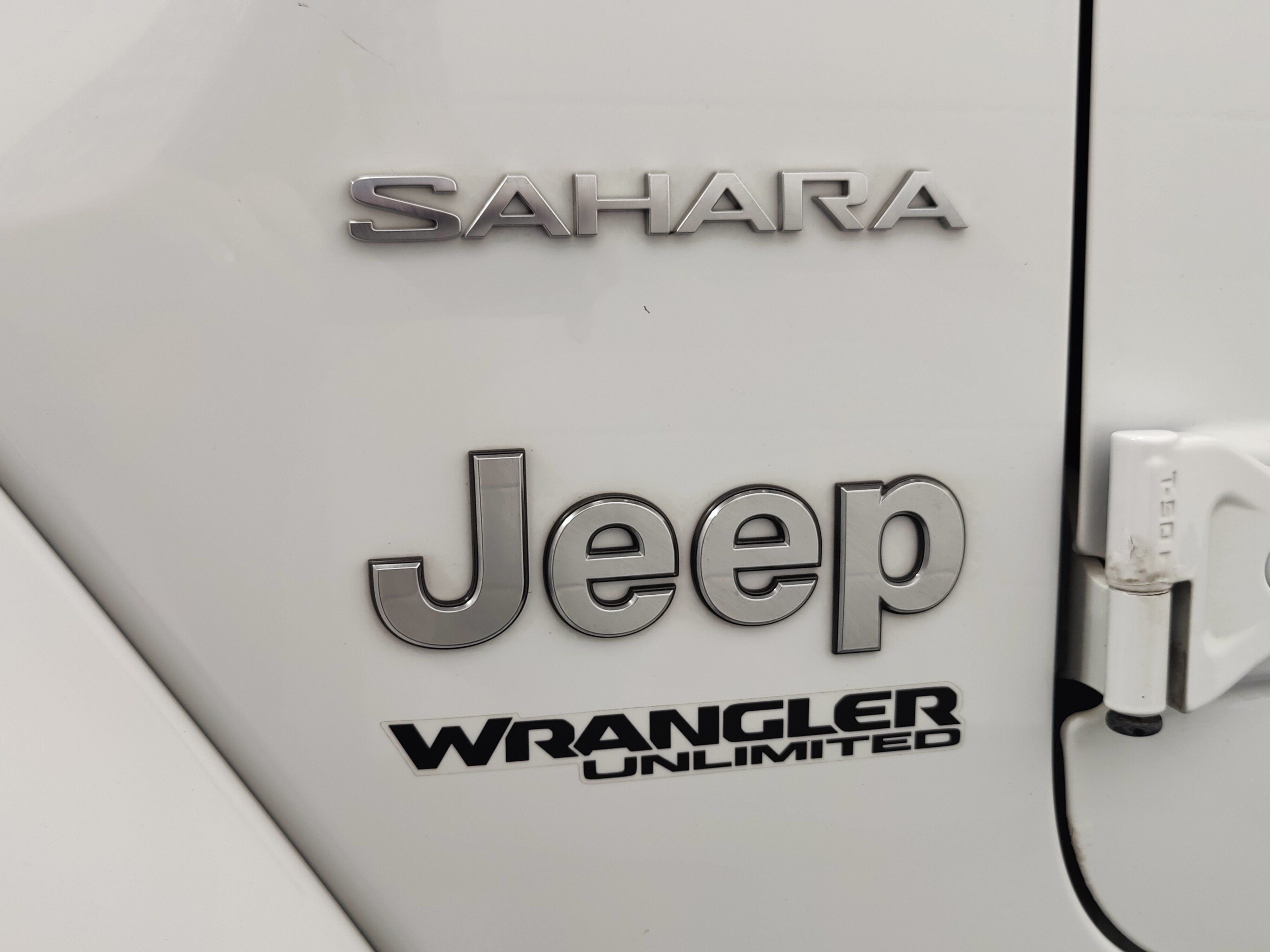 Used 2020 Jeep Wrangler Unlimited Sahara AWD/4WD image 4