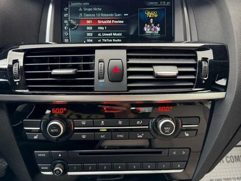 Used 2017 BMW X3 xDrive28i image 16