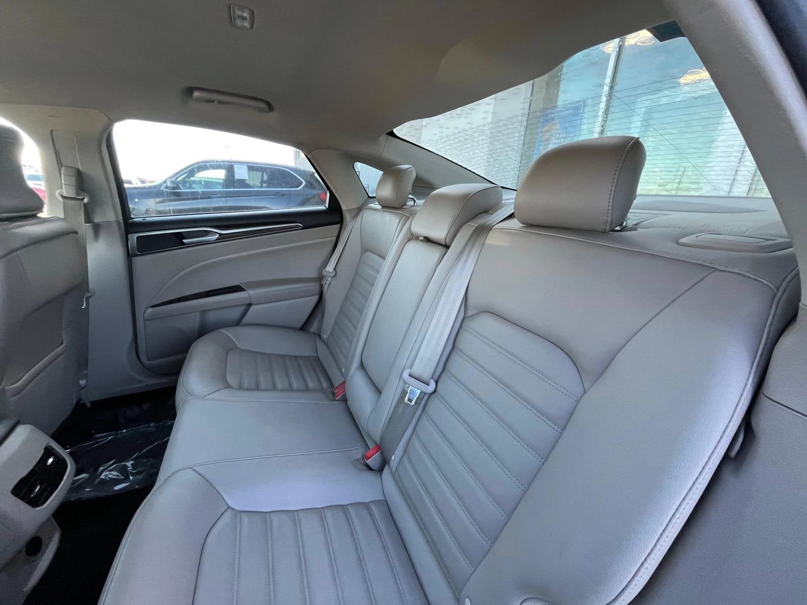 Used 2018 Ford Fusion SE w/ Fusion SE Technology Package FWD image 31
