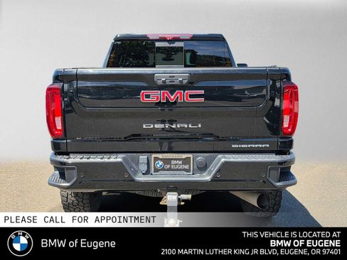Used 2021 GMC Sierra 2500 Denali w/ Technology Package AWD/4WD image 4