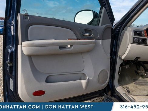 Used 2007 Chevrolet Avalanche LT RWD image 12