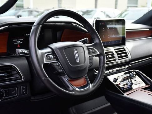 Used 2020 Lincoln Navigator Reserve RWD image 22