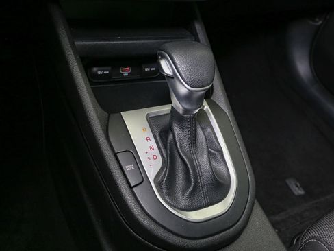 Used 2023 Kia Forte LXS image 30