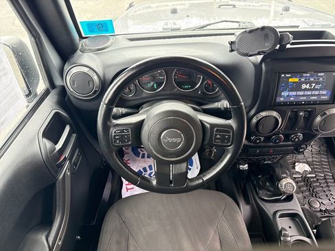 Used 2017 Jeep Wrangler Sport AWD/4WD image 15