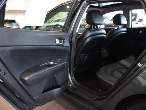 Used 2020 Kia Optima SE image 29