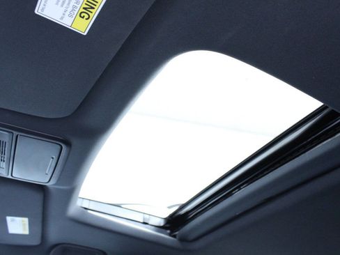 Used 2023 Honda Odyssey Sport image 30