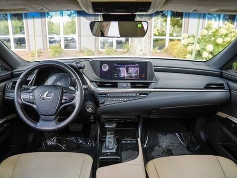 Used 2020 Lexus ES 350 w/ Accessory Package 2 FWD image 23