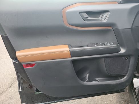 Used 2022 Ford Bronco Sport Outer Banks w/ Tech Package image 18