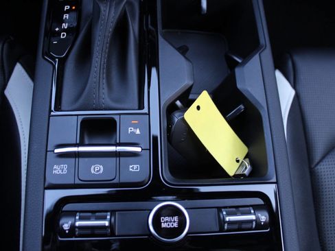 Used 2025 Kia K5 GT-Line w/ GT-Line Premium Package image 19