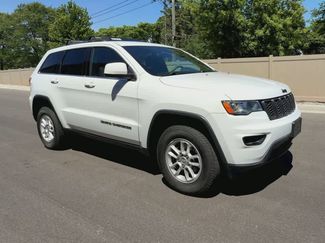 Used 2018 Jeep Grand Cherokee Laredo AWD/4WD video 2