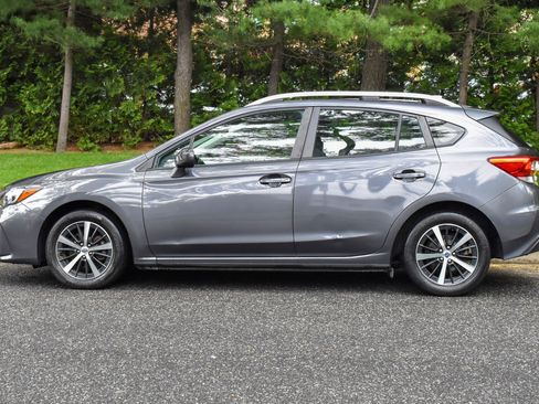 Used 2019 Subaru Impreza 2.0i Premium w/ Eyesight & BSD/Rcta & SRF image 4