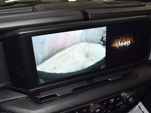 Used 2024 Jeep Wrangler Unlimited Sport AWD/4WD image 14