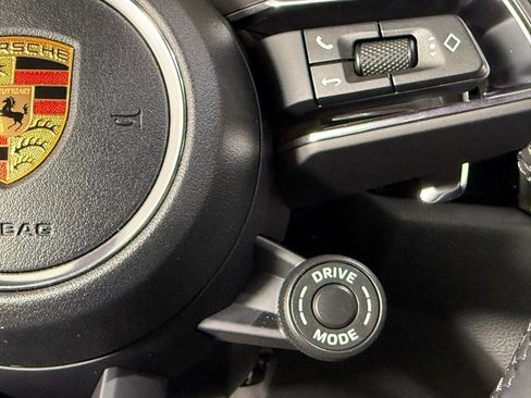 New 2026 Porsche Macan S image 38