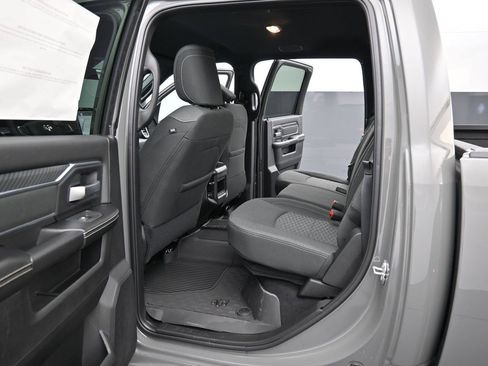 Used 2026 RAM 3500 Big Horn AWD/4WD image 13