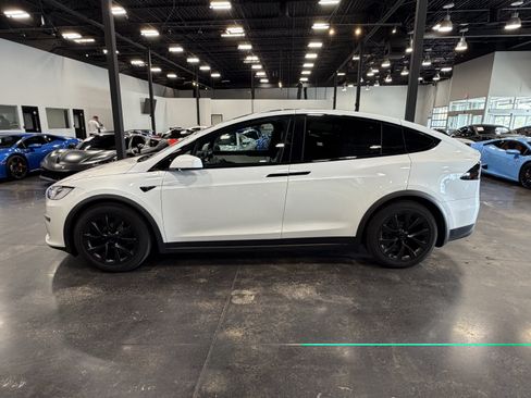Used 2022 Tesla Model X Plaid AWD/4WD image 4
